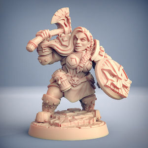 Dwarven Female Fighter B | BeaMini Print to Order Miniatures
