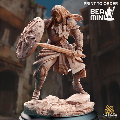 Human Veteran Fighter - Jorjie of Hvirna | BeaMini Print to Order Miniatures