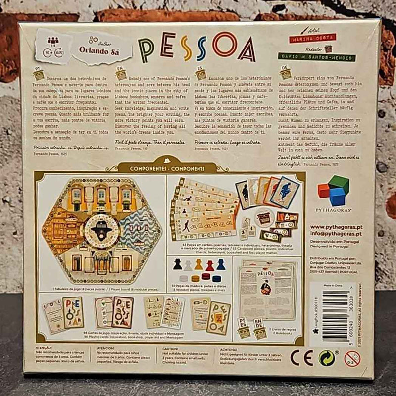 Pessoa: Game about poetry in which players are different entities—but also the same person