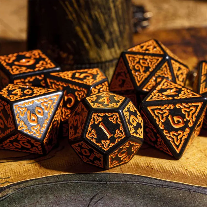 Warriors Knot - 7 Piece Polyhedral Dice Set + Dice Bag