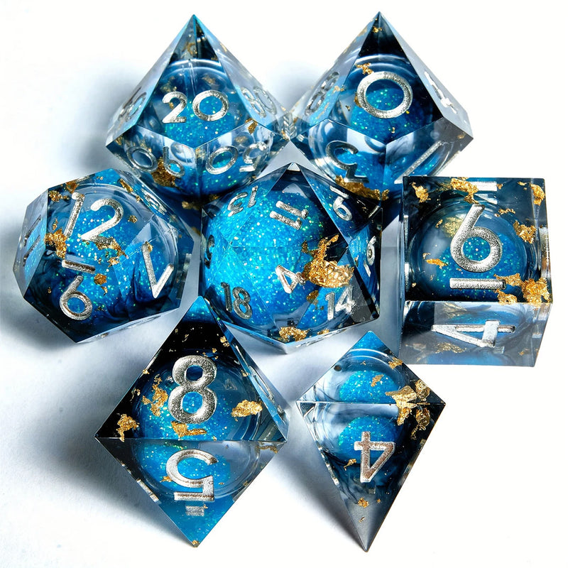 Delphin - Liquid Core Sharp Edge Dice Set