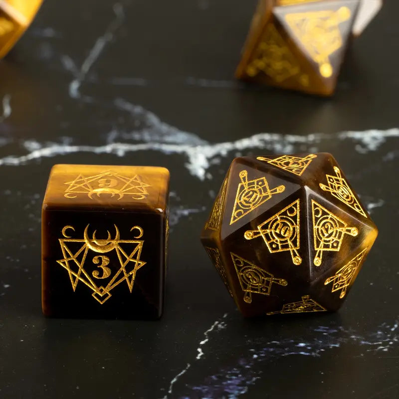 Shieldmage - Tigers Eye Gemstone Dice Set & Dice Case