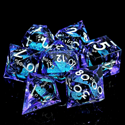 Leia the Cat - Sharp Edge Liquid Core Dice