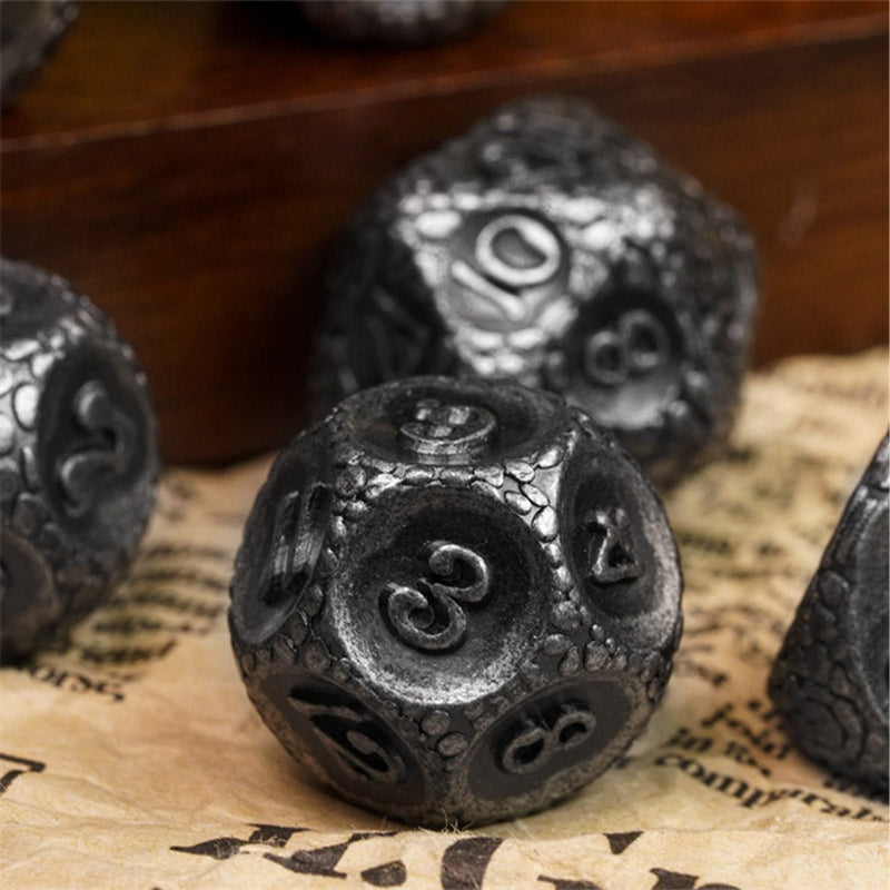 Draconic Master 7 Piece Metal Polyhedral Dice Set & Dice Case - Bea DnD Games