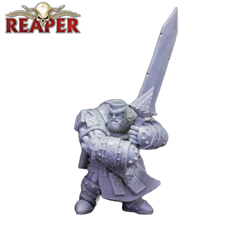 Fire Giant Bodyguard - Dark Heaven Bones Unpainted Miniatures by Reaper Miniatures - Bea DnD Games
