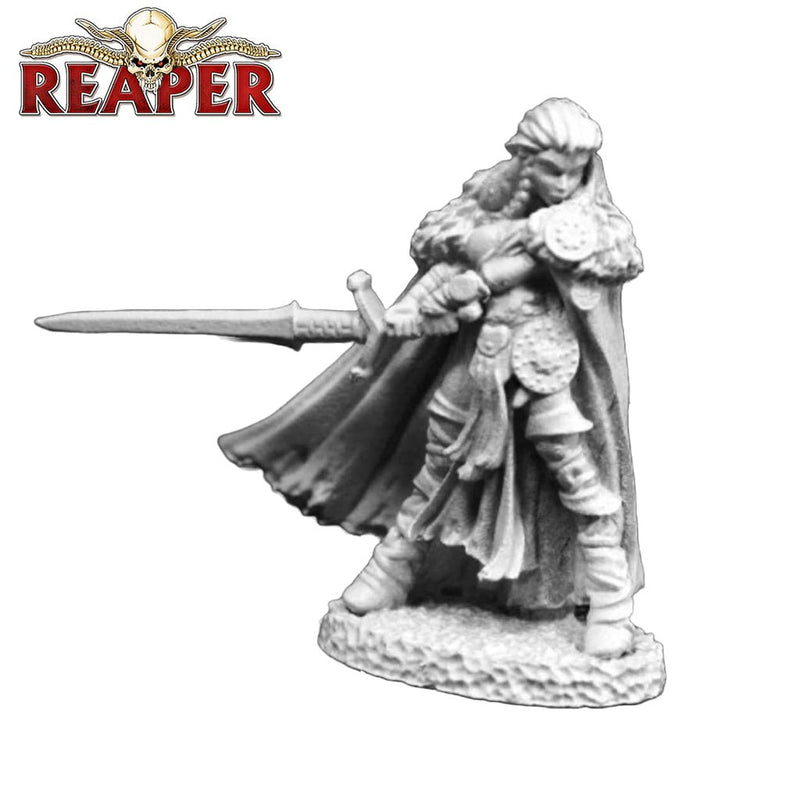Highland Heroine - Dark Heaven Bones Unpainted Miniatures by Reaper Miniatures - Bea DnD Games
