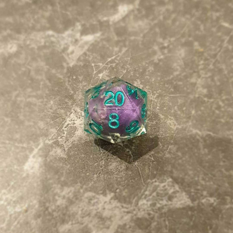 Liquid Core Single D20 - Bea DnD Games