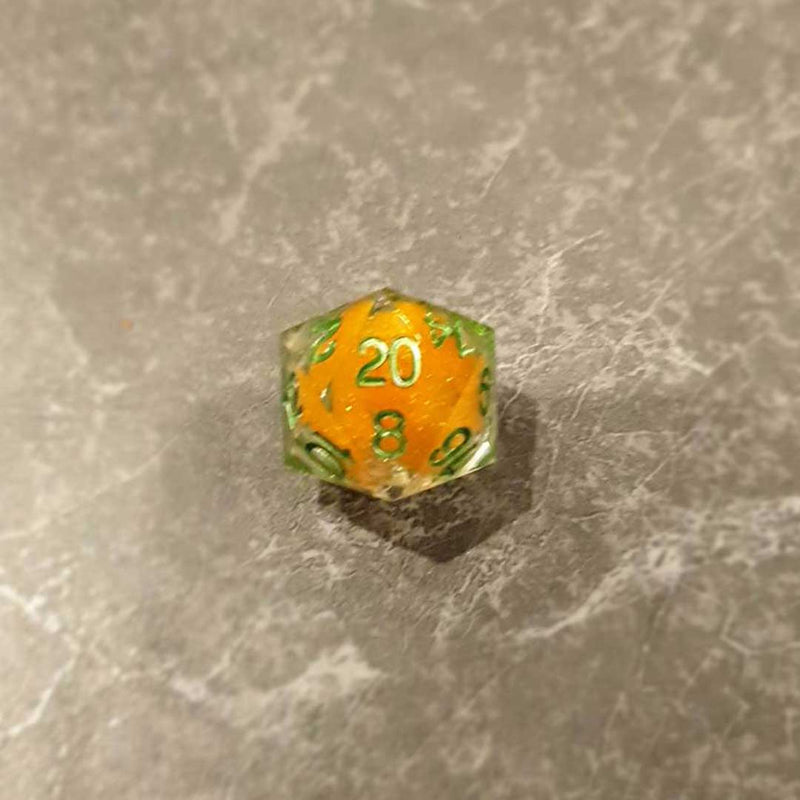 Liquid Core Single D20 - Bea DnD Games
