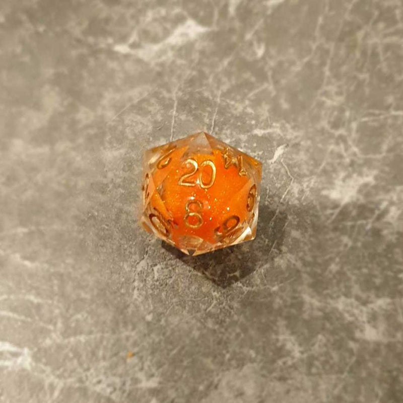Liquid Core Single D20 - Bea DnD Games