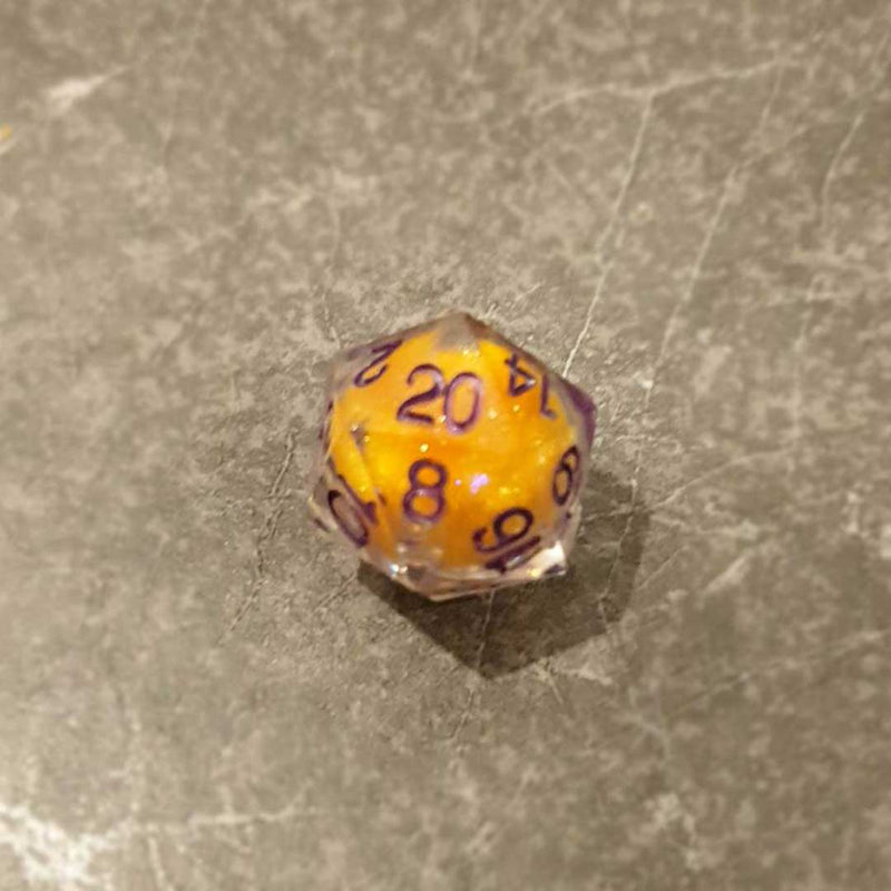 Liquid Core Single D20 - Bea DnD Games