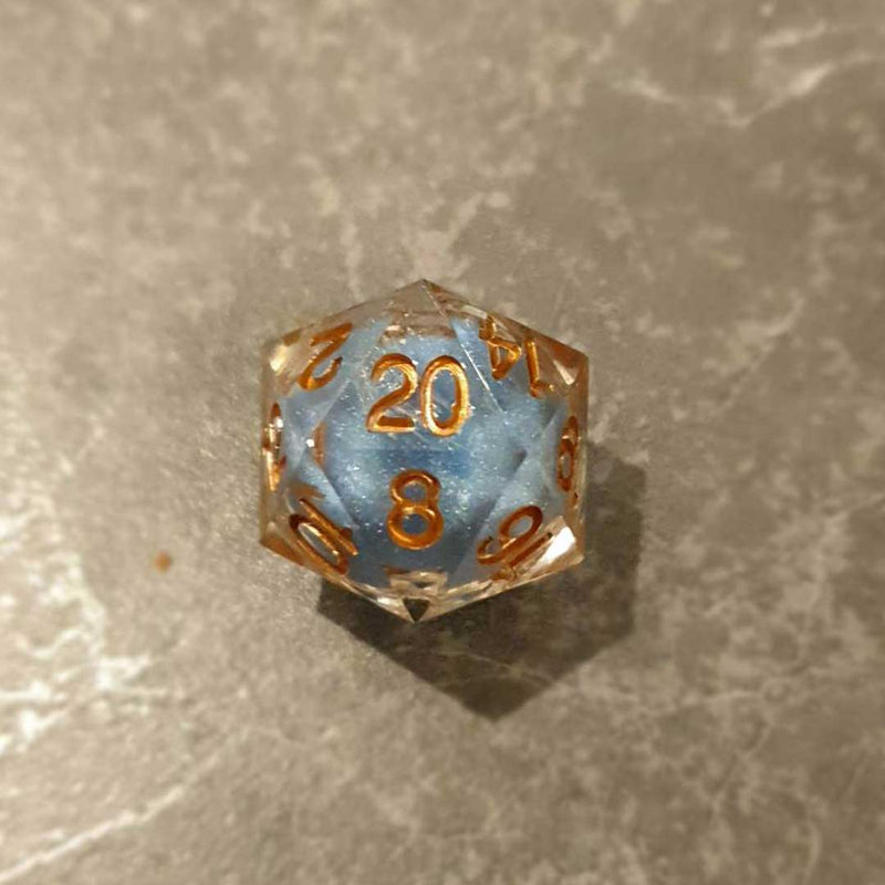 Liquid Core Single D20 - Bea DnD Games