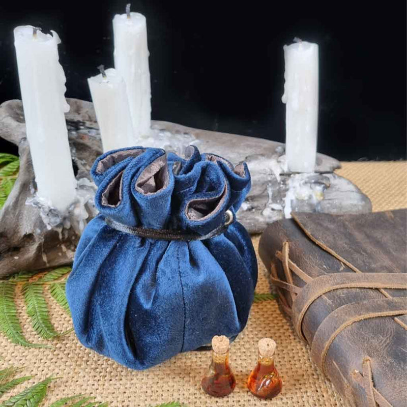Mamaku Workshop Lawfully Good Handcrafted Dice Bag - Acolyte Series - Bea DnD Games